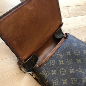 Authentic Louis Vuitton Messenger Bag